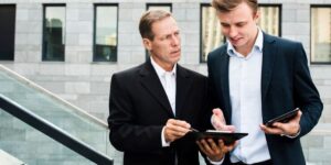 How Commercial Lawyers in Sydney Can Protect Your Business Interests