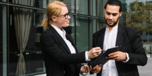 Choosing the Best Commercial Lawyers in Melbourne: What to Look For